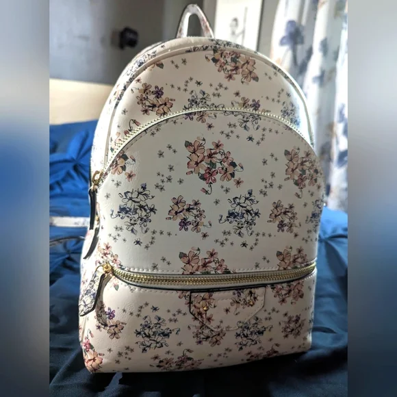 PU leather mini backpack - Picture 1 of 8